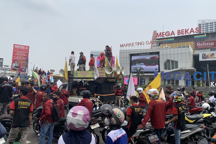Berita Terkini Harian Demo Buruh Bekasi Bikin Macet Terbaru Hari Ini