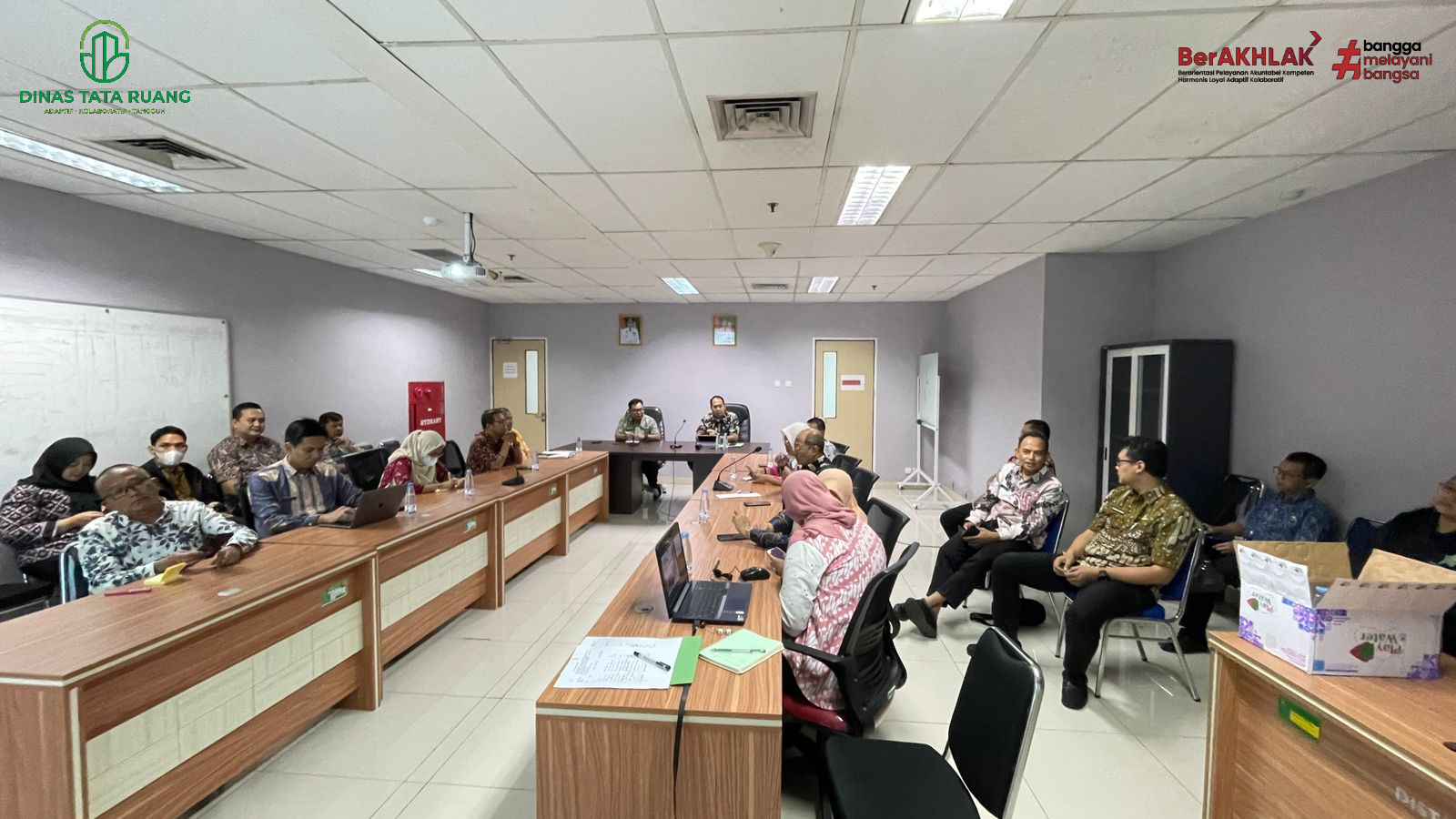 Moratorium Menara dan Minimarket di Kota Bekasi - Radio Suara Bekasi